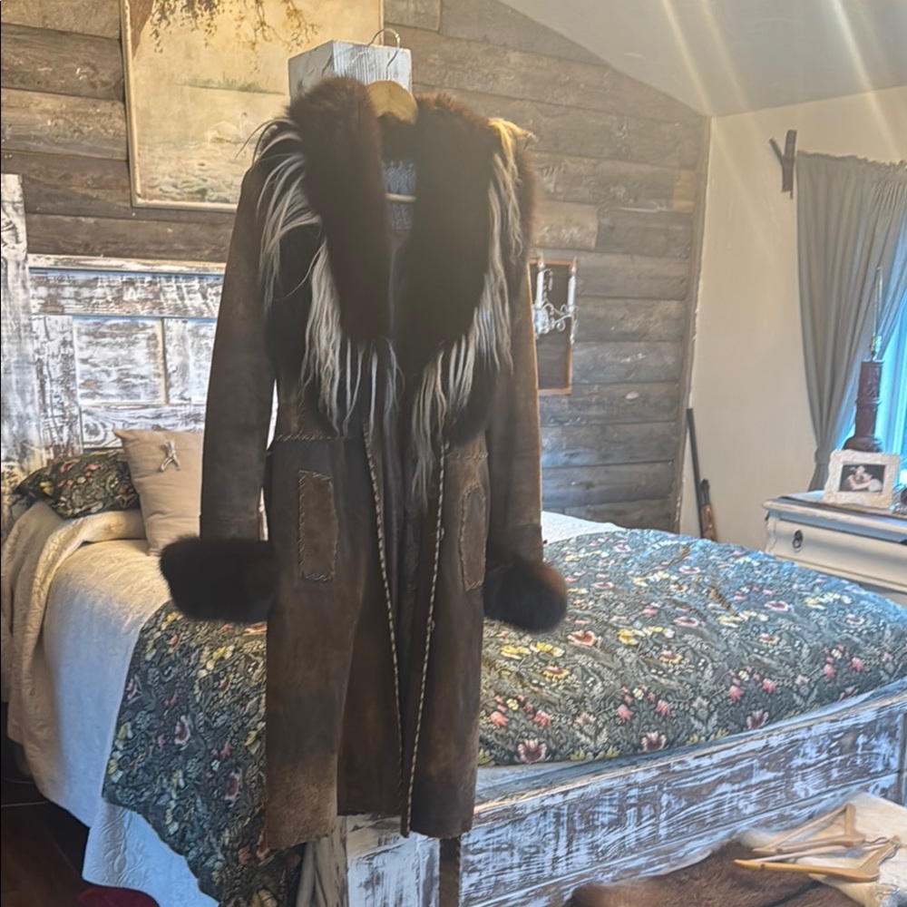 Luxurious Brown Fur-Trimmed Women's Coat